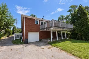 6797 Lawnton St, Philadelphia, PA 19128 - Photo 32
