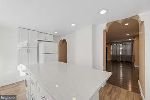 842 Almond St, Philadelphia, PA 19125 - Photo 12