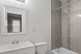 1323 S 30th St, Philadelphia, PA 19146 - Photo 14