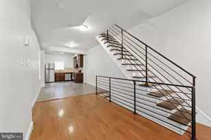 1323 S 30th St, Philadelphia, PA 19146 - Photo 4