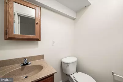 1240 45th #B, Philadelphia, PA 19104 - Photo 12