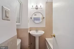 830 Kater St, Philadelphia, PA 19147 - Photo 14
