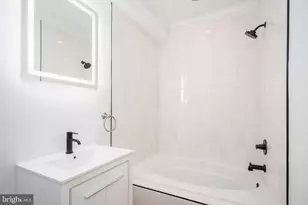 1014 S Cleveland St, Philadelphia, PA 19146 - Photo 8