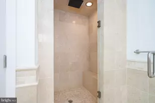 1014 S Cleveland St, Philadelphia, PA 19146 - Photo 14