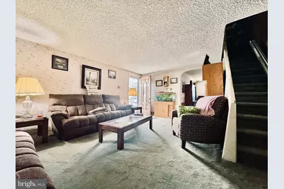8 Shipley Place, Philadelphia, PA 19152 - Photo 2