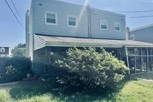 8 Shipley Pl, Philadelphia, PA 19152 - Photo 14