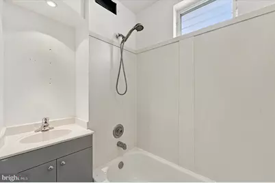 1208 Tree Street, Philadelphia, PA 19148 - Photo 22