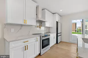 2423 Hartranft St, Philadelphia, PA 19145 - Photo 8