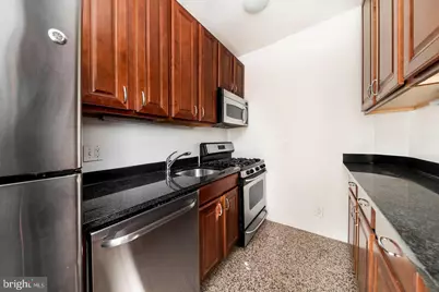 1912 Spruce Street #4F, Philadelphia, PA 19103 - Photo 4
