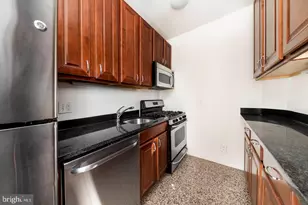 1912 Spruce St, Philadelphia, PA 19103 - Photo 4