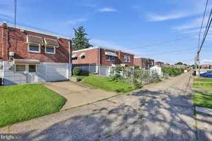 2131 Oakmont St, Philadelphia, PA 19152 - Photo 30