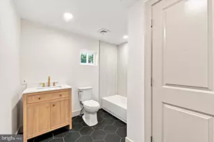 2827 Tulip St, Philadelphia, PA 19134 - Photo 6