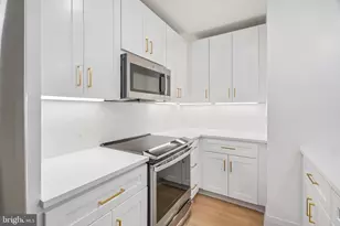 135 S 19th St, Philadelphia, PA 19103 - Photo 6