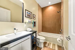 1407 S 23rd St, Philadelphia, PA 19146 - Photo 22
