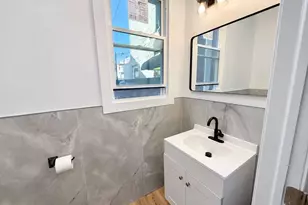 2322 S 11th St, Philadelphia, PA 19148 - Photo 4