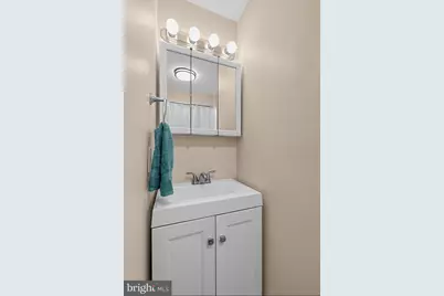 2405 S Warnock Street, Philadelphia, PA 19148 - Photo 32