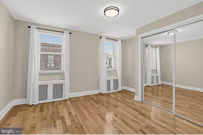 2405 S Warnock Street, Philadelphia, PA 19148 - Photo 12