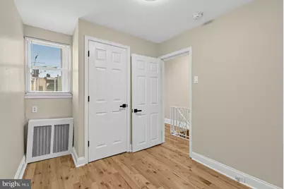 2405 S Warnock Street, Philadelphia, PA 19148 - Photo 10