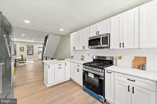 1320 17th Street S, Philadelphia, PA 19146 - Photo 16