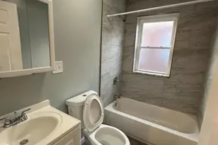 2032 Vista St, Philadelphia, PA 19152 - Photo 10