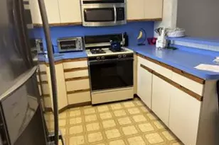 8310 Strahle Pl, Philadelphia, PA 19111 - Photo 12