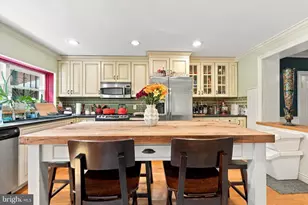 212 W Wildey St, Philadelphia, PA 19123 - Photo 16