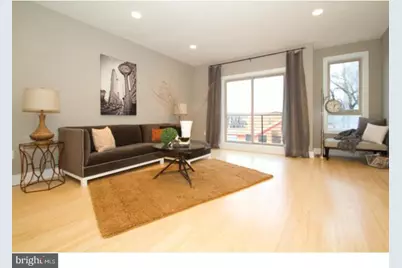 912 N Front Street, Philadelphia, PA 19123 - Photo 2