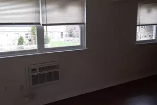 528 Foster St, Philadelphia, PA 19116 - Photo 4