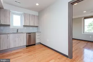 2553 Montrose St, Philadelphia, PA 19146 - Photo 6