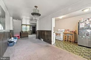 1834 Farrington Rd, Philadelphia, PA 19151 - Photo 4