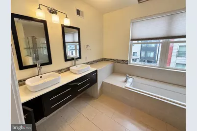 2146 Ellsworth Street, Philadelphia, PA 19146 - Photo 18