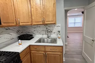 1320 W Nedro Ave, Philadelphia, PA 19141 - Photo 4
