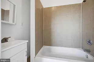 1517 N 15th St, Philadelphia, PA 19121 - Photo 14