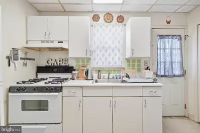2333 S Hutchinson Street, Philadelphia, PA 19148 - Photo 6