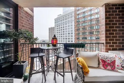 1420 Locust Street #14D, Philadelphia, PA 19102 - Photo 4