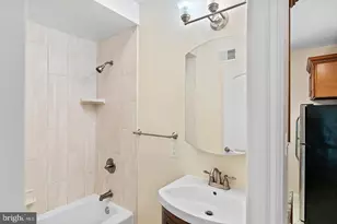 1819 Christian St, Philadelphia, PA 19146 - Photo 14