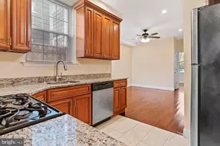 1819 Christian St, Philadelphia, PA 19146 - Photo 8