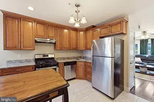 1819 Christian St, Philadelphia, PA 19146 - Photo 24