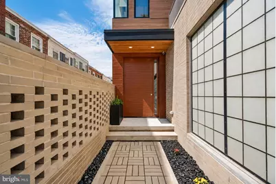 254 S 24th Street, Philadelphia, PA 19103 - Photo 2