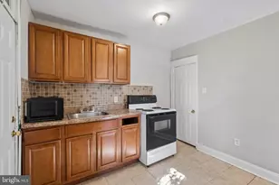 6006 Angora Terrace, Philadelphia, PA 19143 - Photo 2
