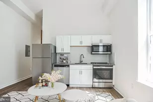 405 S 42nd St, Philadelphia, PA 19104 - Photo 16