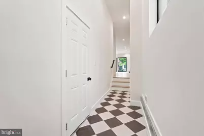 330 Carson Street, Philadelphia, PA 19128 - Photo 4