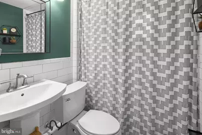809 Moore Street, Philadelphia, PA 19148 - Photo 16