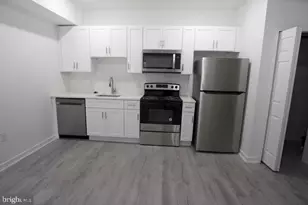 717 N 35th St, Philadelphia, PA 19104 - Photo 8