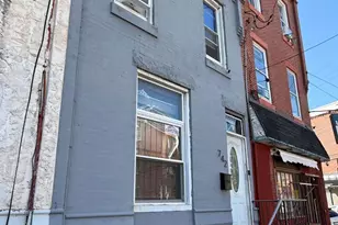 742 W Moyamensing Ave, Philadelphia, PA 19148 - Photo 2