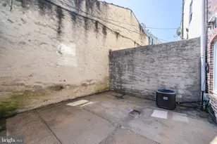 1510 Fairmount Ave, Philadelphia, PA 19130 - Photo 14