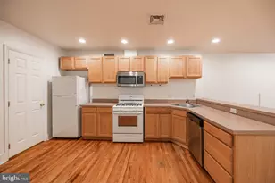 1510 Fairmount Ave, Philadelphia, PA 19130 - Photo 6