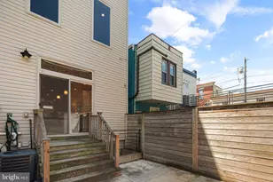 2057 Tasker St, Philadelphia, PA 19145 - Photo 8