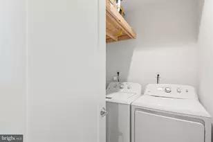 2057 Tasker St, Philadelphia, PA 19145 - Photo 14