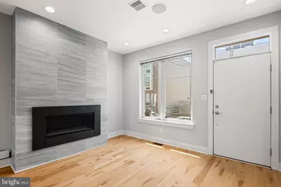 2057 Tasker Street, Philadelphia, PA 19145 - Photo 4
